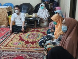 RKI Latih Emak-emak “Na” Makassar, None Beri Kejutan