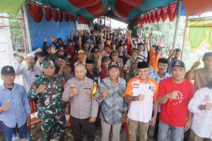Dari Puncak Bukit Pencong, Aspirasi Petani Menggema di Reses Bapak Mallarangan Tutu