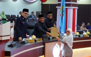 DPRD Sulsel Tetapkan Rekomendasi LKPJ Gubernur 2024, Ketua Panja Yeni Rahman Tegaskan Komitmen Kawal Evaluasi Kinerja Daerah