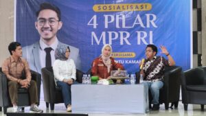 Sasar 150 Mahasiswa Luwu Raya, Ismail Bachtiar Gelar Sosialisasi 4 Pilar Sekaligus Serahkan Beasiswa KIP