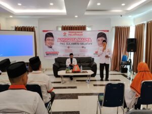 Perkuat Struktur Partai, PKS Sulsel Lantik 44 Anggota Madya di Makassar