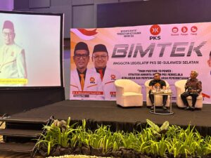 Tegaskan Kedisiplinan Struktur, Aleg PKS Se-Sulsel Digembleng Materi ‘Political Control’ di Makassar