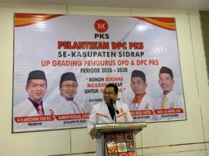 Pimpin Pelantikan Pengurus DPC PKS se-Kabupaten Sidrap, Anwar Faruq Tegaskan Penguatan Mesin Partai